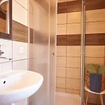 Hotelowe Gosciniec シェドルツェ