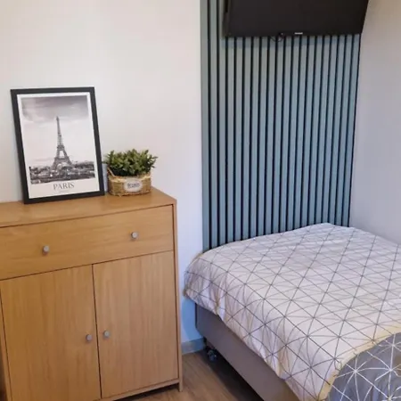 Hotelowe Gosciniec בית הארחה