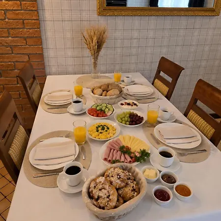Hotelowe Gosciniec Penzion 4*